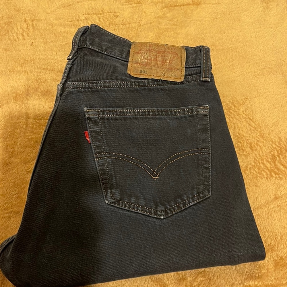 Men’s Vintage Levi 501 Button Fly Jeans in Indigo
